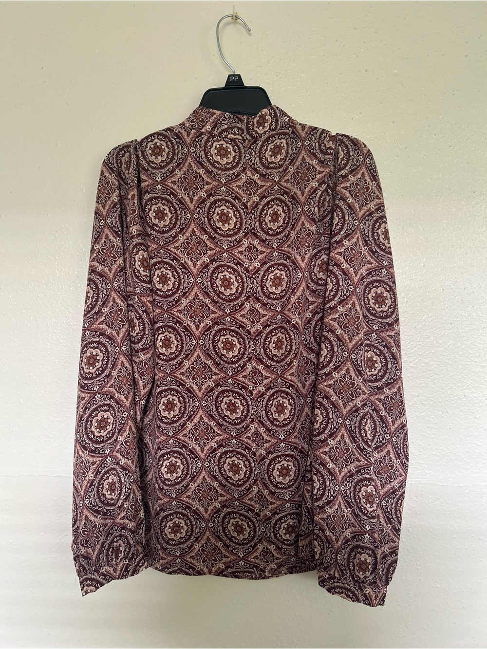 Ann Taylor Factory Maroon Paisley-Print Long Sleeve Blouse - Picture 2 of 7
